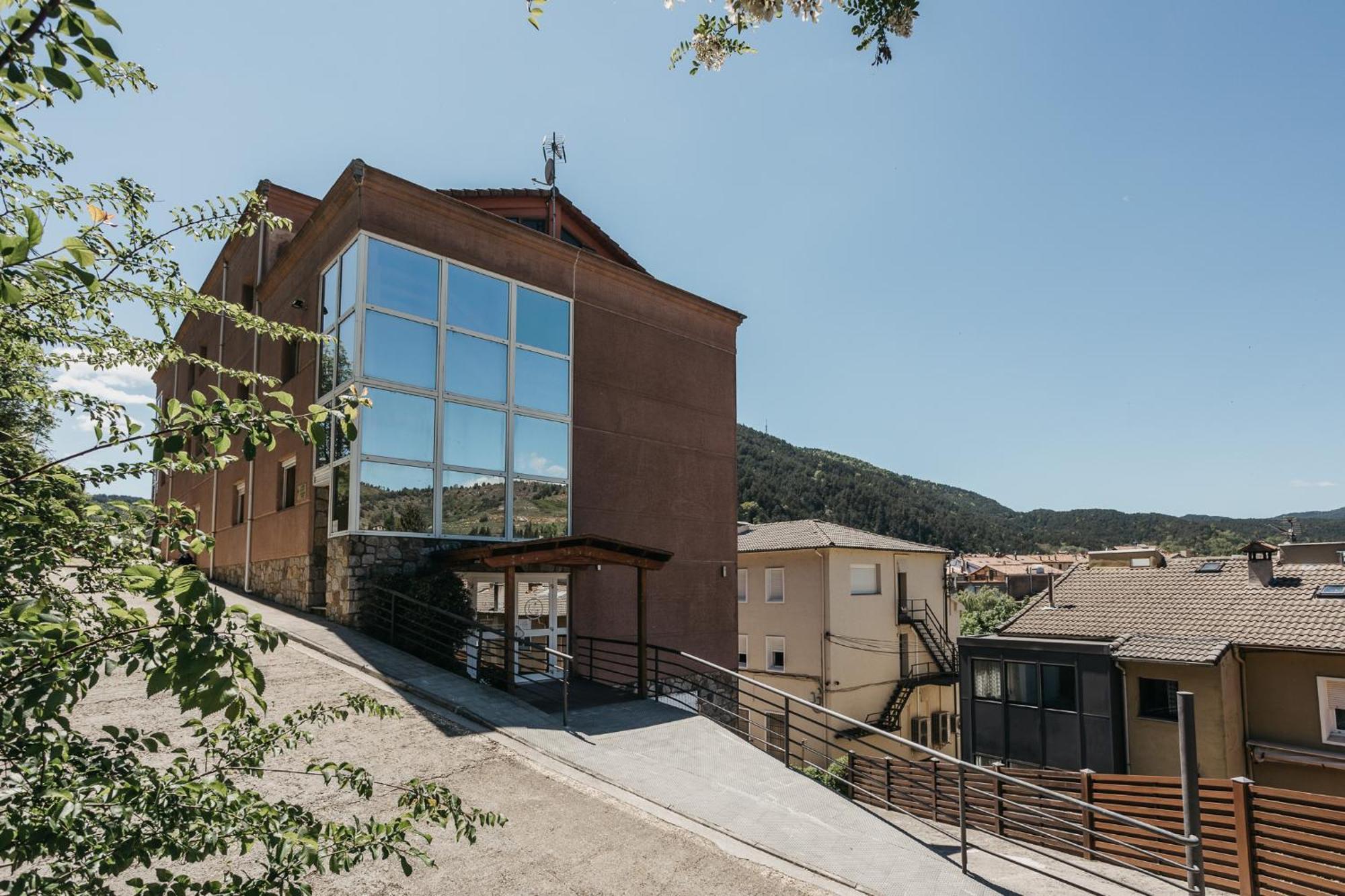 La Trobada Hotel Sport Ripoll Exterior photo