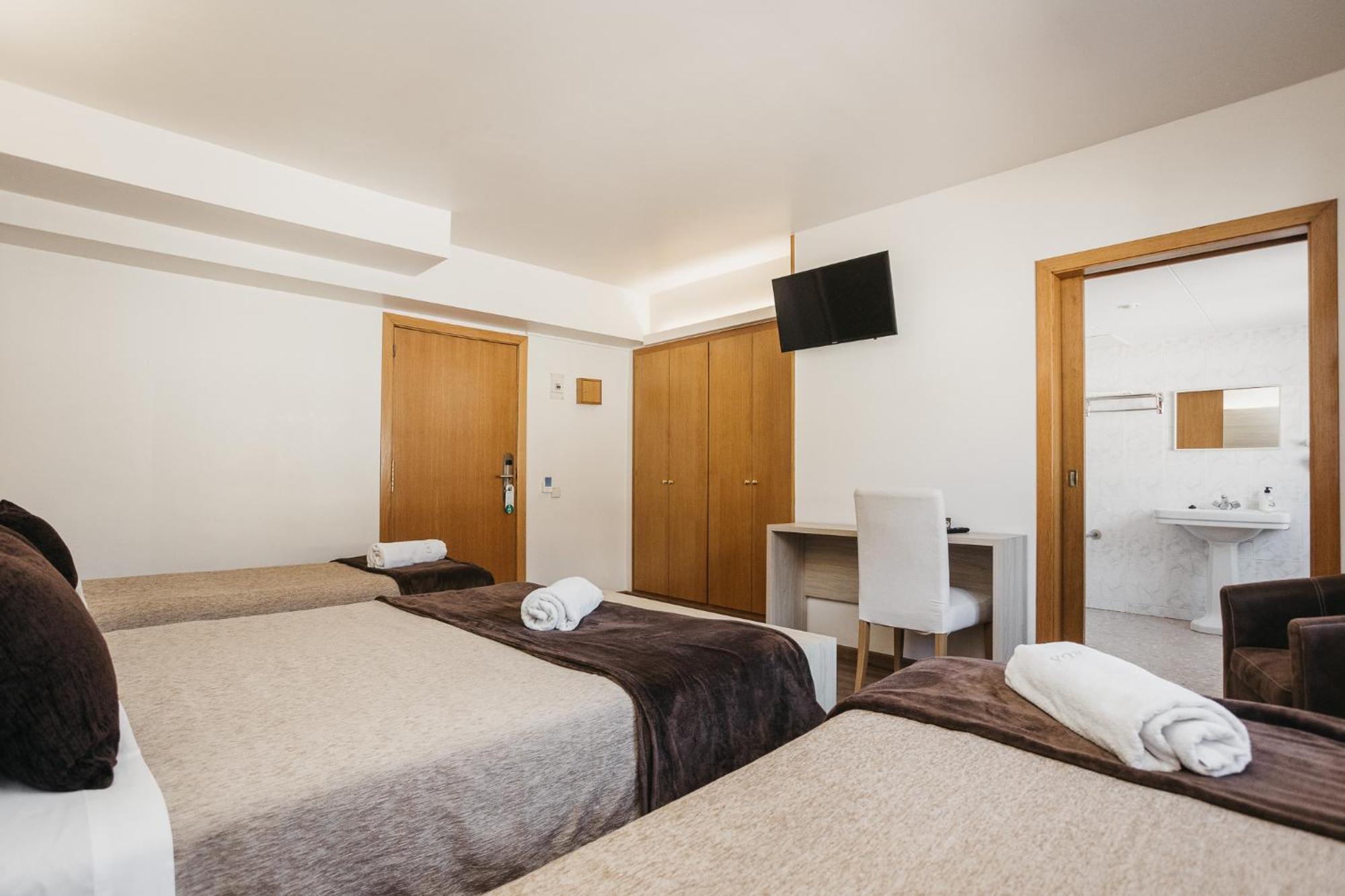 La Trobada Hotel Sport Ripoll Exterior photo